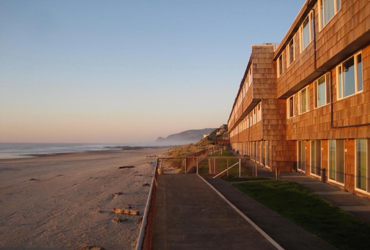 Sea Gypsy Rentals Lincoln City Bilik gambar