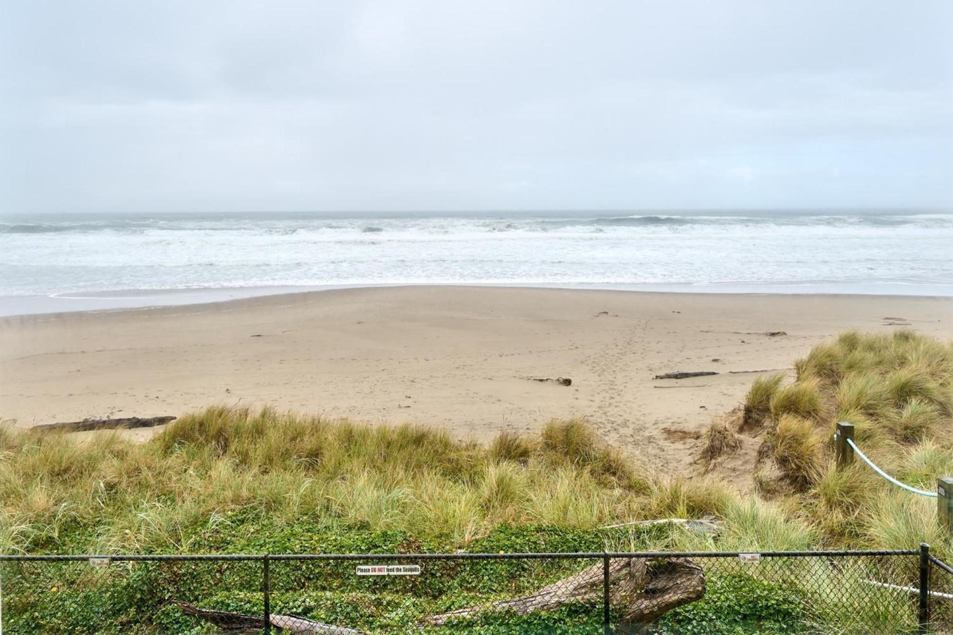 Sea Gypsy Rentals Lincoln City Bilik gambar